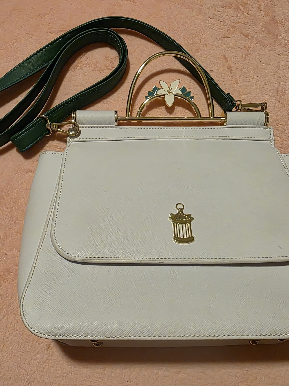 Loungefly Disney Mulan purse w/ card holder (Boxlunch Exclusive)